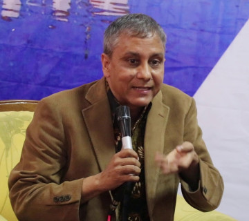 सामाजिक सञ्जाल निर्देशिकाको आलोचना : संविधानको व्यवस्थाको दुरुपयोग त्यो पनि यो समयमा ?